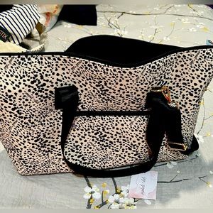 MALI AND LILI BRAND NEW WEEKENDER BAG!